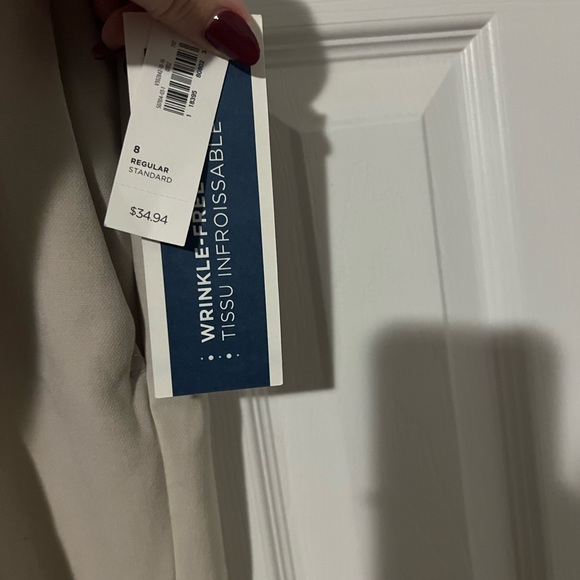 Old navy khakis - Picture 3 of 5